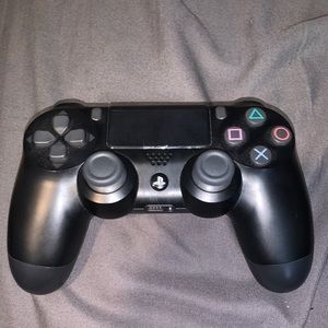 PlayStation 4 controller